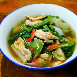 แกงอ่อมหมู