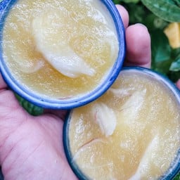 ขนมมันสำปะหลังมะพร้าวอ่อน