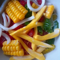 โก๋ข้างกำแพง