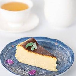 ชีสเค้กหน้าไหม้LM