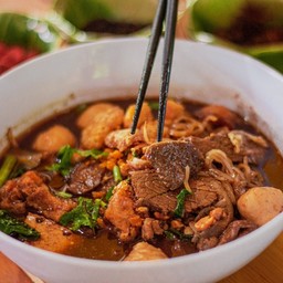 ก๋วยเตี๋ยวรวม