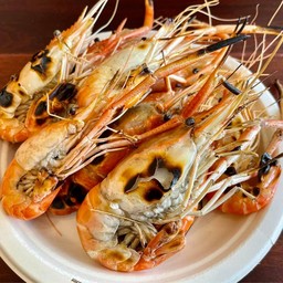 คำว่า คุ้ม  หาได้ในร้านนี้  ไกลเเค่ไหนก็คือ ใกล้