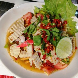 ยำหมูยอ