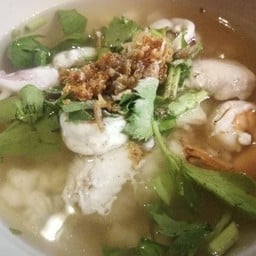 ข้าวต้มปลาแปะเฮง