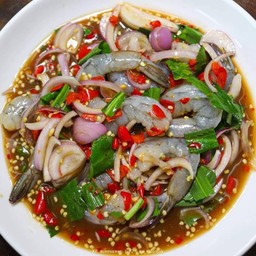 ยำกุ้งสด