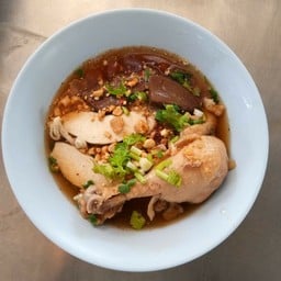 ไก่ตุ๋นต้นยำธรรมดา