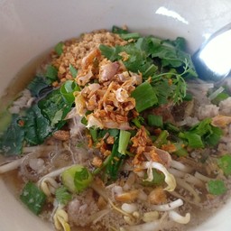 ก๋วยเตี๋ยวหมูน้ำใส