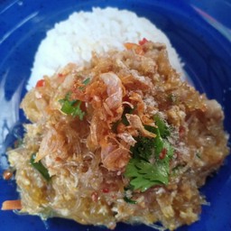 วุ้นเส้นผัดไข่ราดข้าว