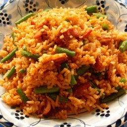 ข้าวคลุกพริกแกงปลาหมึก