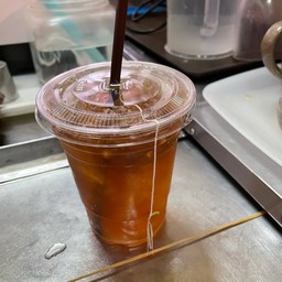 ชาเขียวเย็น (ไม่นม)