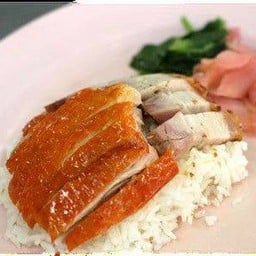 ข้าวหน้าเป็ด หมูกรอบ