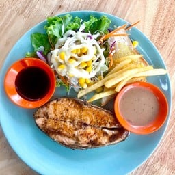 เซลม่อนพริกไทยดำ