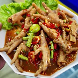 เกาเหลาตีนไก่