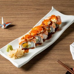 SALMON ROLL