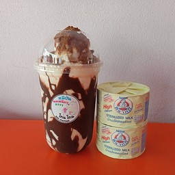 นมหมี ภูเขาไฟลาวา