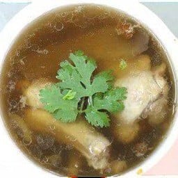 ไก่ตุ๋นยาจีน