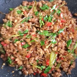 ผัดซีอิ้วหมู