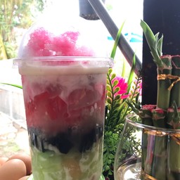 รวมมิตร น้ำแข็งใส