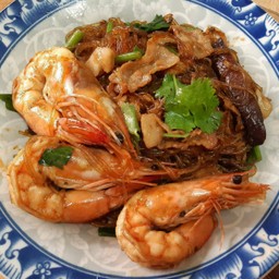 บ้านนี้มีเส้น