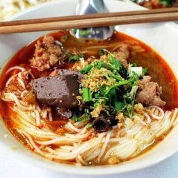 น้ำเงี้ยวคนเมือง