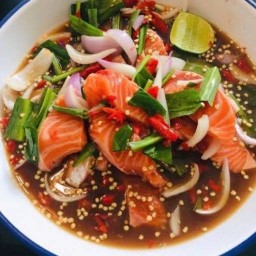 yummy ตามสั่ง ยำยำ ปังปิ้ง