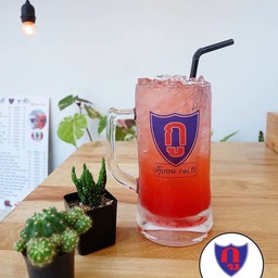 สตอเบอรี่โซดาเย็น