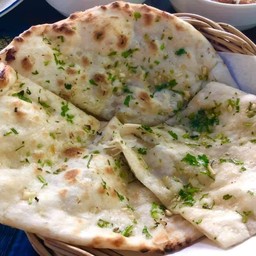 BUTTER NAAN