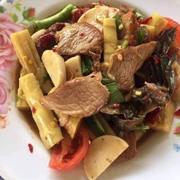 เจ้นก สมตำ&อาหารตามสั่ง