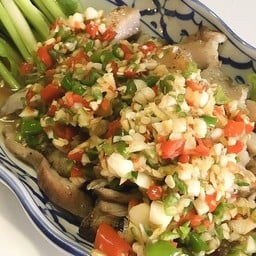 คอหมูย่างมะนาว