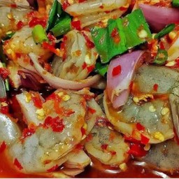 ยำกุ้งสดนรกแตก