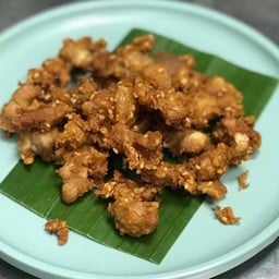 เอ็นข้อไก่ทอด Crispy Chicken Knuckles