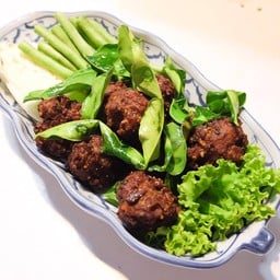 ลาบหมูทอด