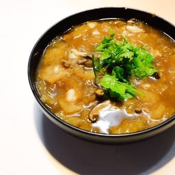 กระเพาะปลาน้ำแดง