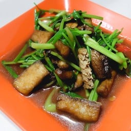 ปลากะพงผัดคื่นช่าย