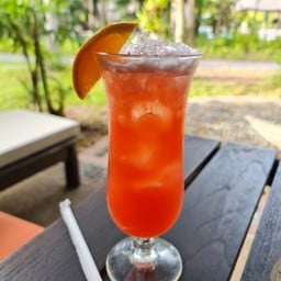 Loy Nam Pool Bar Anantara Hua Hin