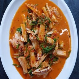 แกงคั่วเนื้อปู