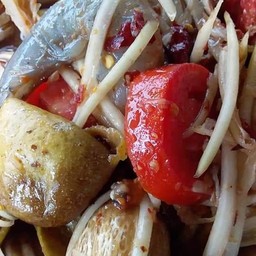 ตำกุ้งสด