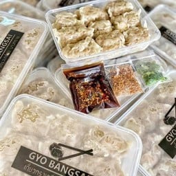 เกี๊ยวทรงเครื่องบางทราย ต้นตำรับชลบุรี ไส้หมูผสมกุ้ง ร้อนๆพร้อมเสริฟ 