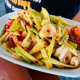 ต้อมตำยำแซ่บ ตลาดประชารัฐติดเกาะดงเกตุ