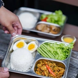 ข้าวคั่วกลิ้ง+ไข่ต้ม(Homemade)