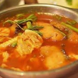 แกงส้มผักรวมปลากระพง(พริกแกงกลาง)