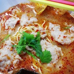 ต้มยำทรงเครื่อง