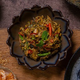 ยำไตปลาแห้ง