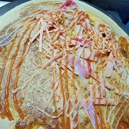 ไข่ไก่ พริกเผา หมูหยอง ปูอัด ไส้กรอก แฮม ทาโร่