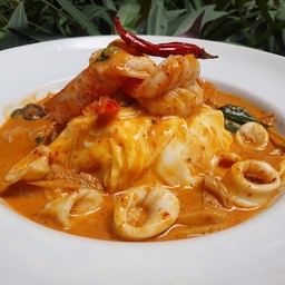 ข้าวไข่ข้นต้มยำทะเล