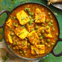 Matar paneer with 2chapati