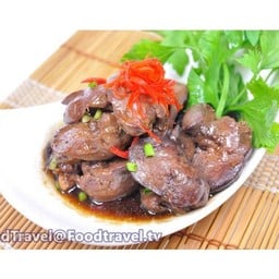 ไก่ต้มน้ำปลา ตลาดวัดพระญาติ ตั้งอยู่น่าคลังยา2