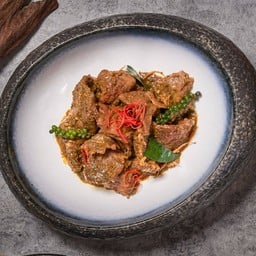 เนื้อโคขุนคั่วพริก