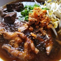 ต้มเส้นแซบคักโพด