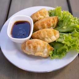 เกี๊ยวซ่าทอด